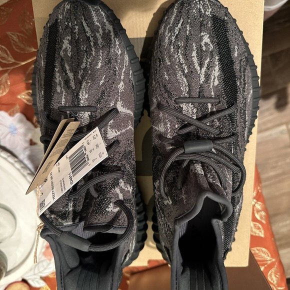 YEEZY 350 V2 BOOST MX DARK SALT DS SZ 10.5